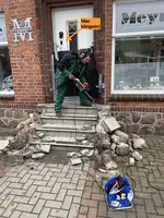 Wir bauen für Sie um!